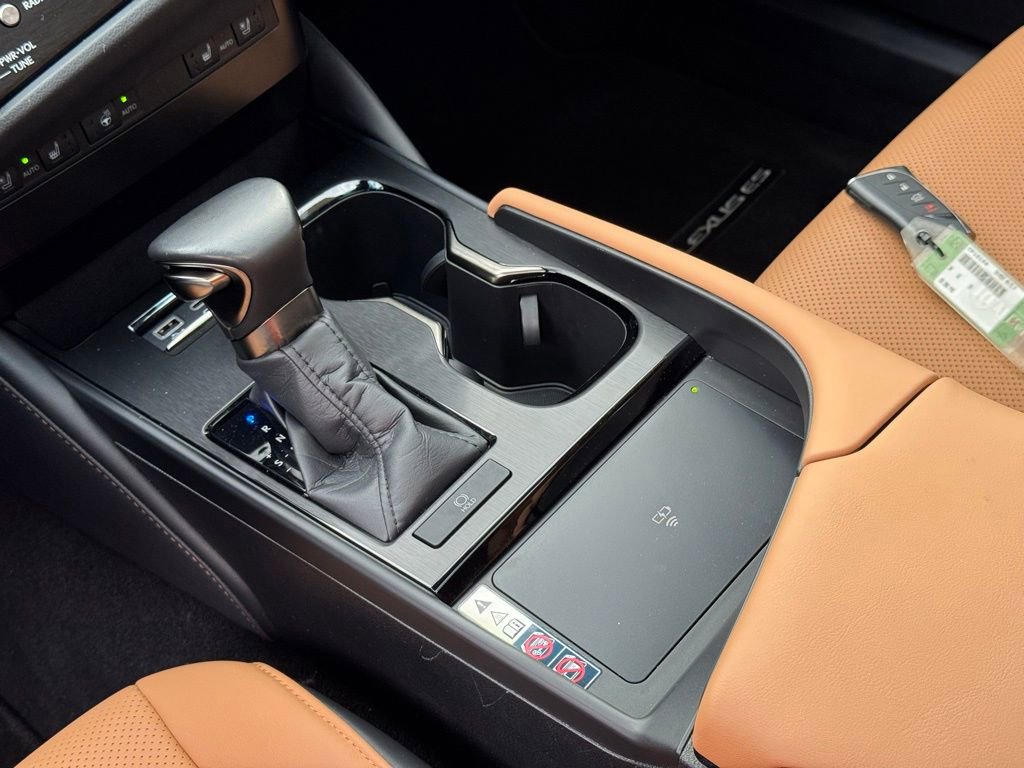 Certified 2024 Lexus ES 350 w/ Premium Package image 34