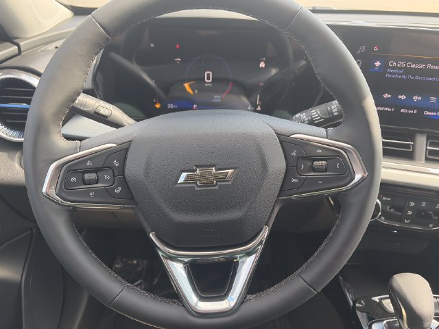 New 2026 Chevrolet Trax LT w/ Driver Confidence Package FWD image 25