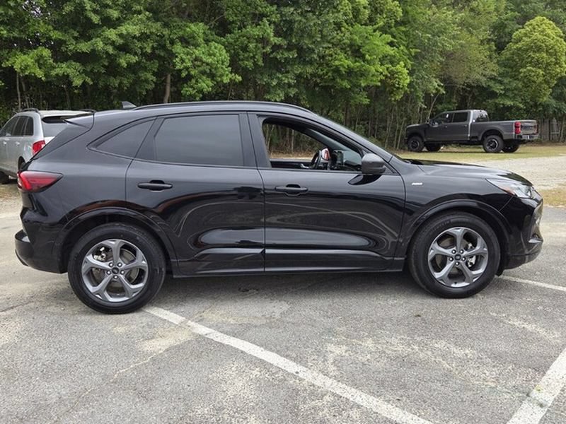 Used 2024 Ford Escape ST-Line w/ Equipment Group 301A FWD image 14