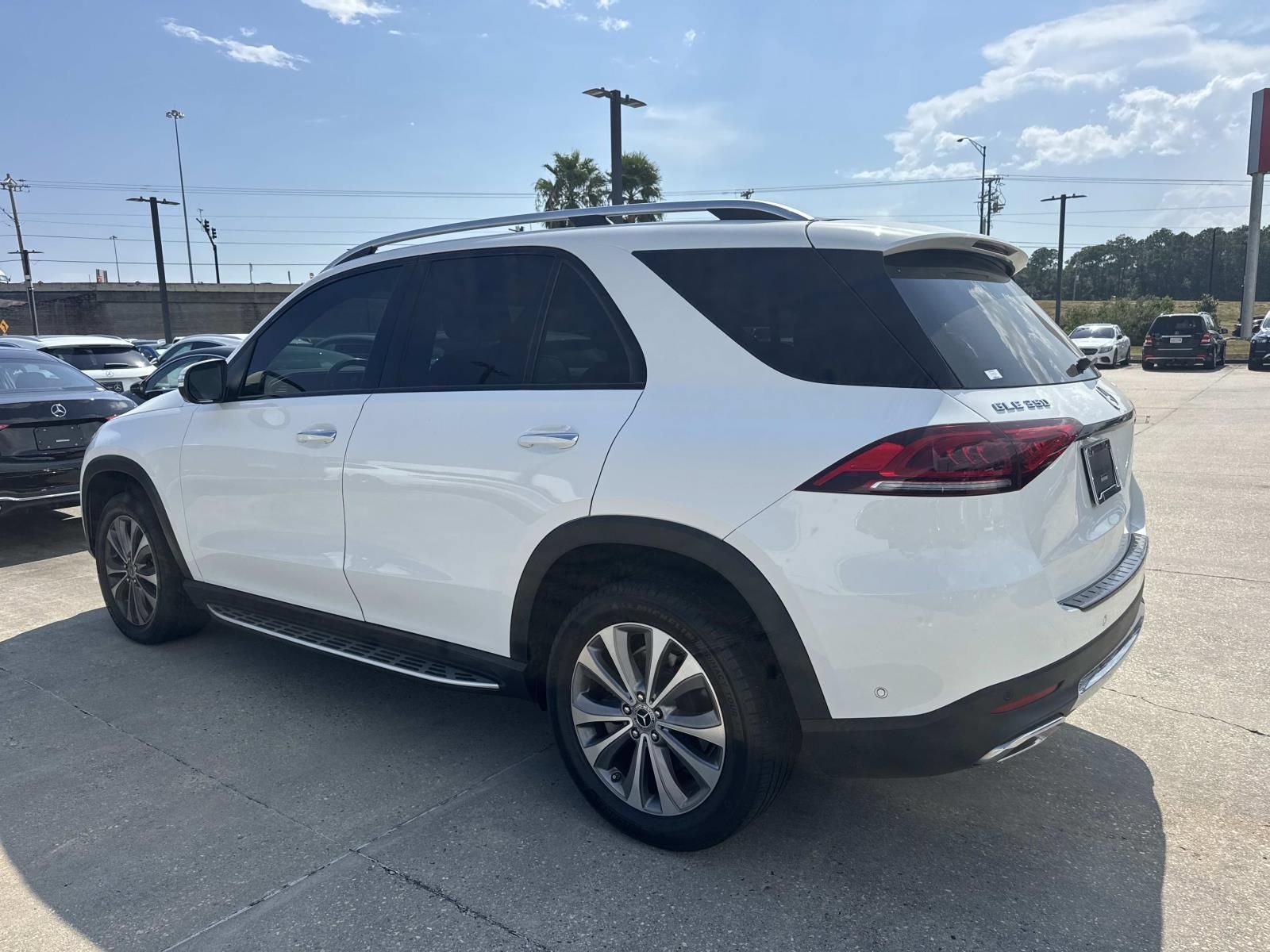 Used 2020 Mercedes-Benz GLE 350 4MATIC image 8
