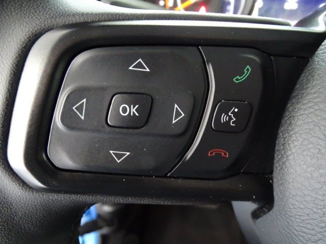 Certified 2025 Jeep Wrangler Unlimited Rubicon w/ Convenience Group AWD/4WD image 7