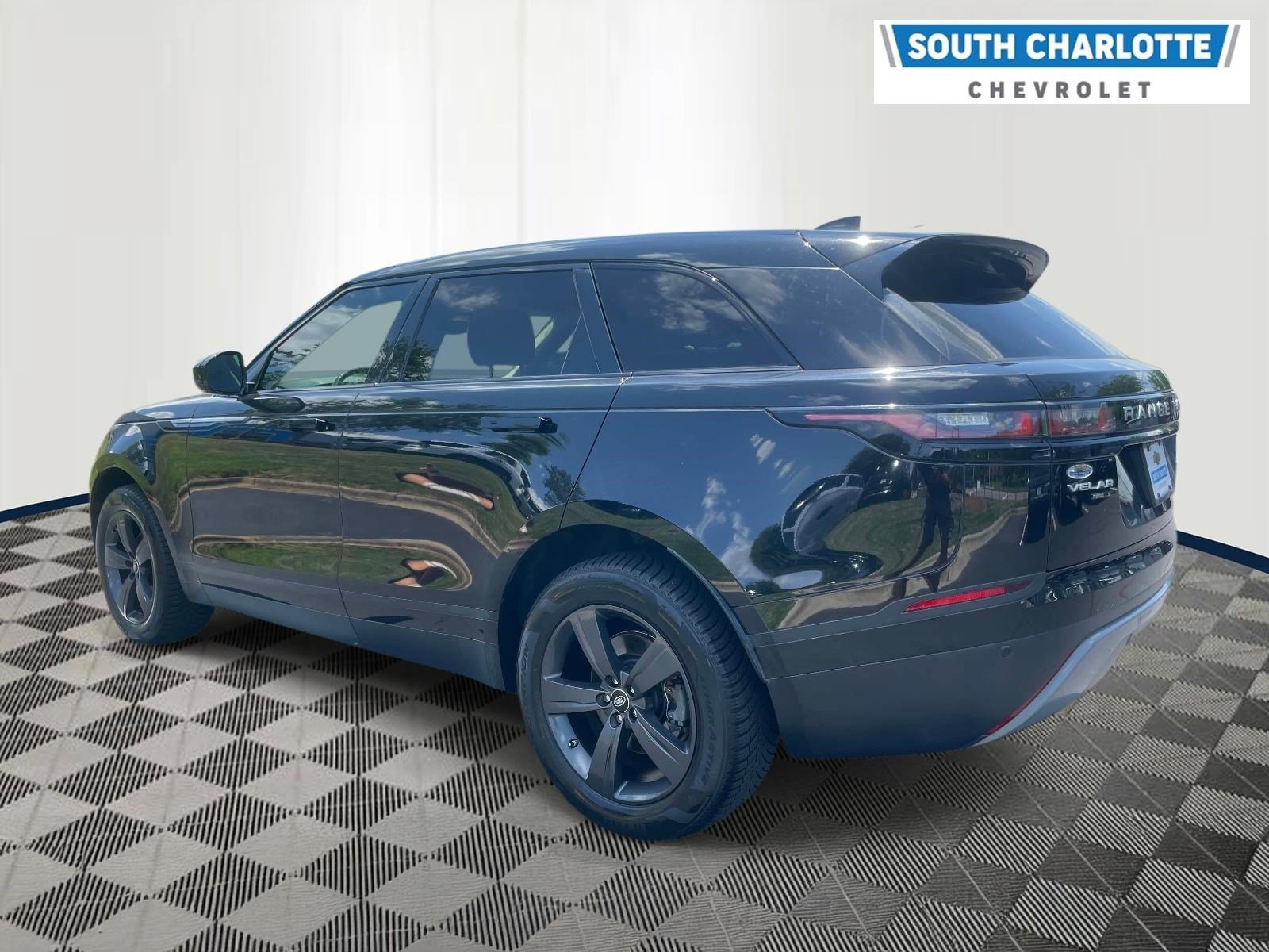Used 2020 Land Rover Range Rover Velar S AWD/4WD image 6