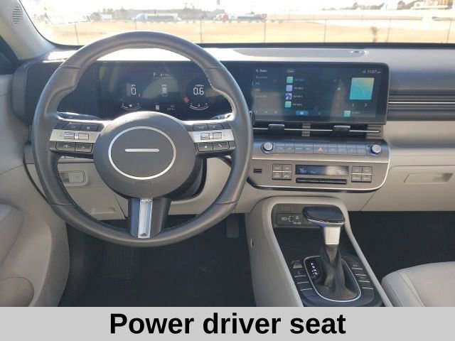 Used 2025 Hyundai Kona SEL image 4