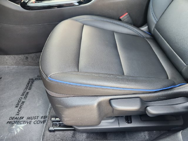 Used 2025 Buick Envista Sport Touring w/ Convenience II Package FWD image 25