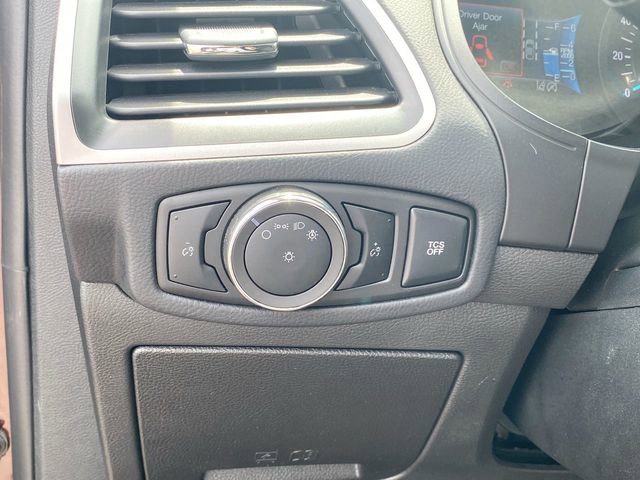 Used 2024 Ford Edge SEL image 18