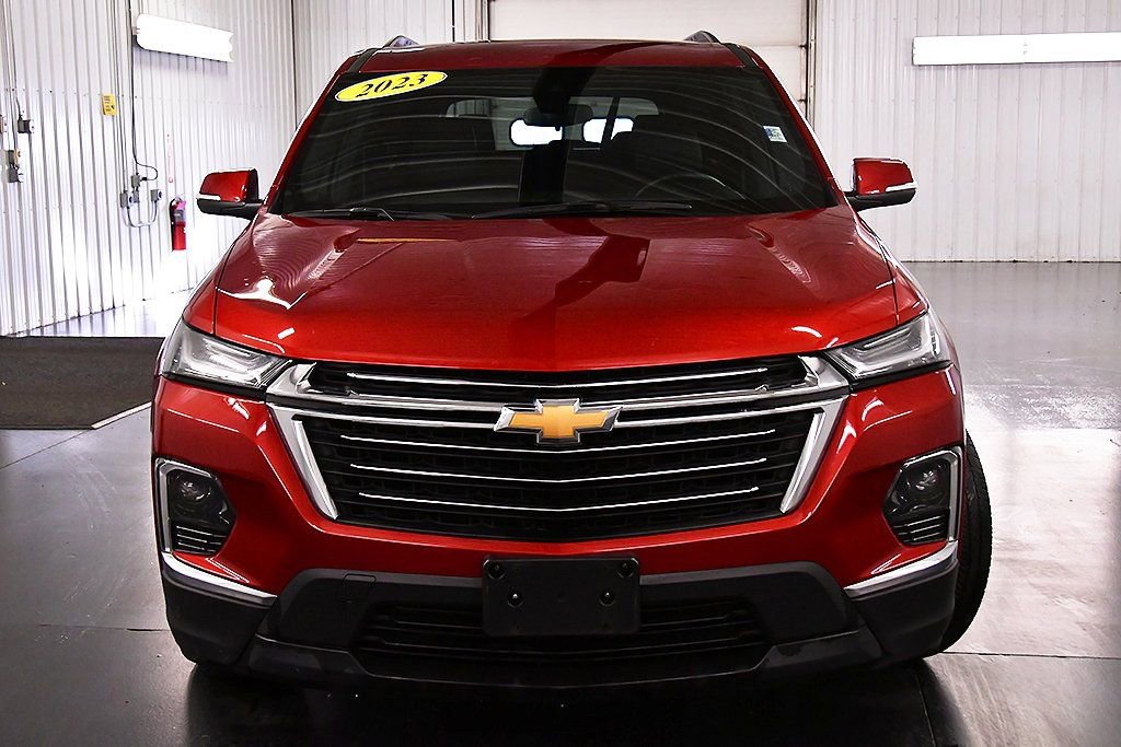 Used 2023 Chevrolet Traverse LT w/ LPO, Floor Liner Package image 2