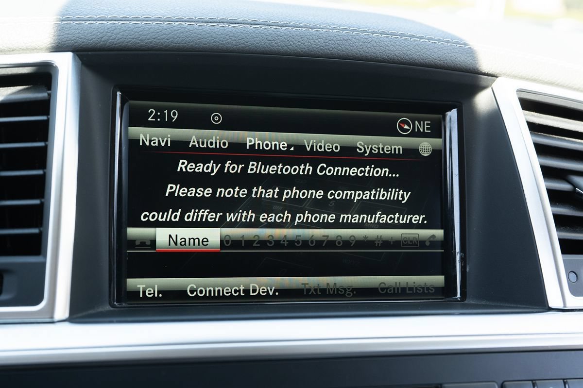 Used 2015 Mercedes-Benz GL 550 4MATIC image 32