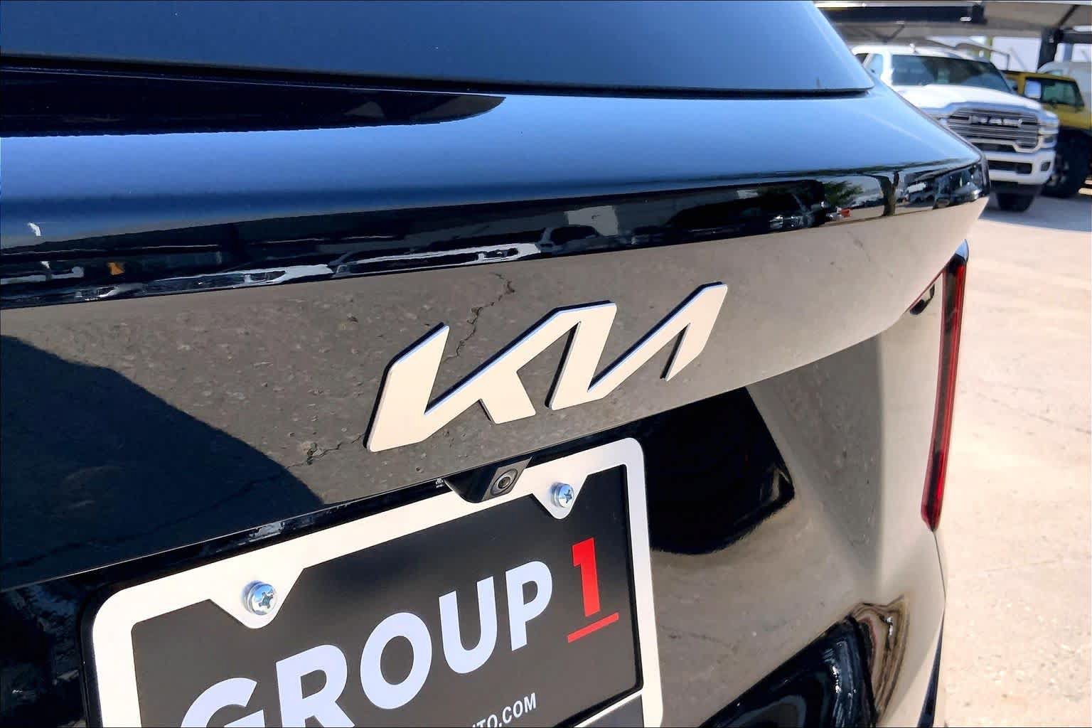 Used 2025 Kia Sorento EX FWD image 31