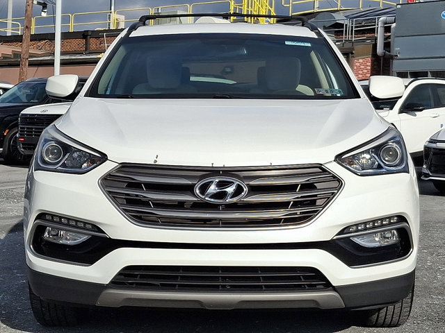 Used 2017 Hyundai Santa Fe Sport image 2