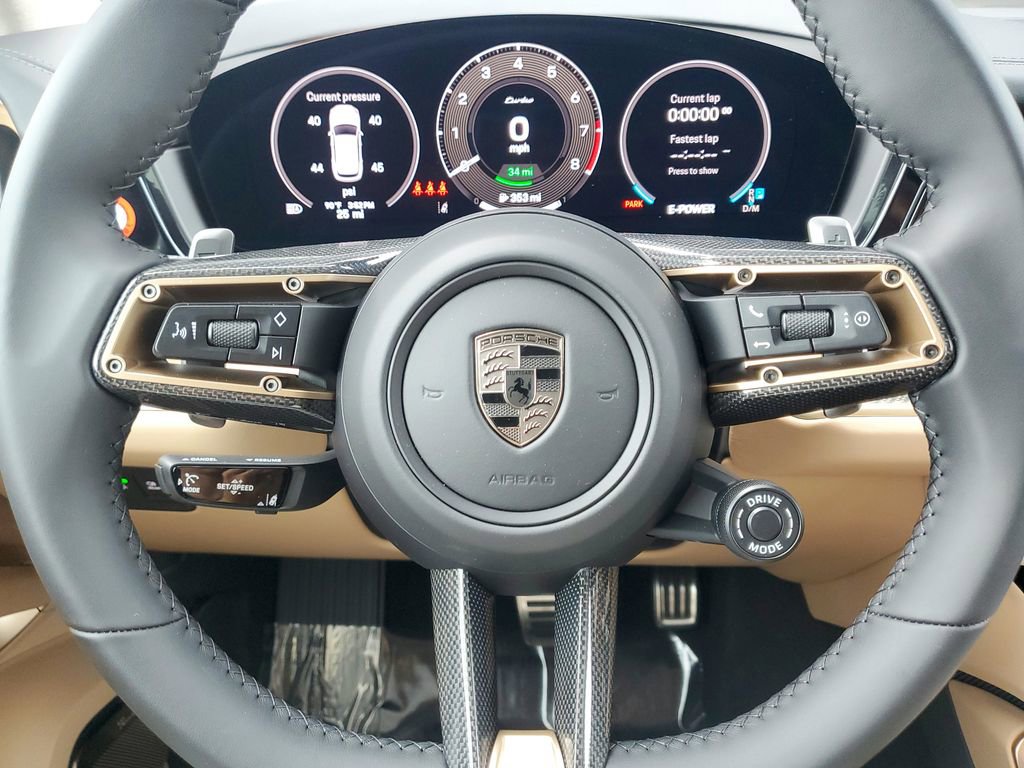 New 2025 Porsche Cayenne Turbo image 10