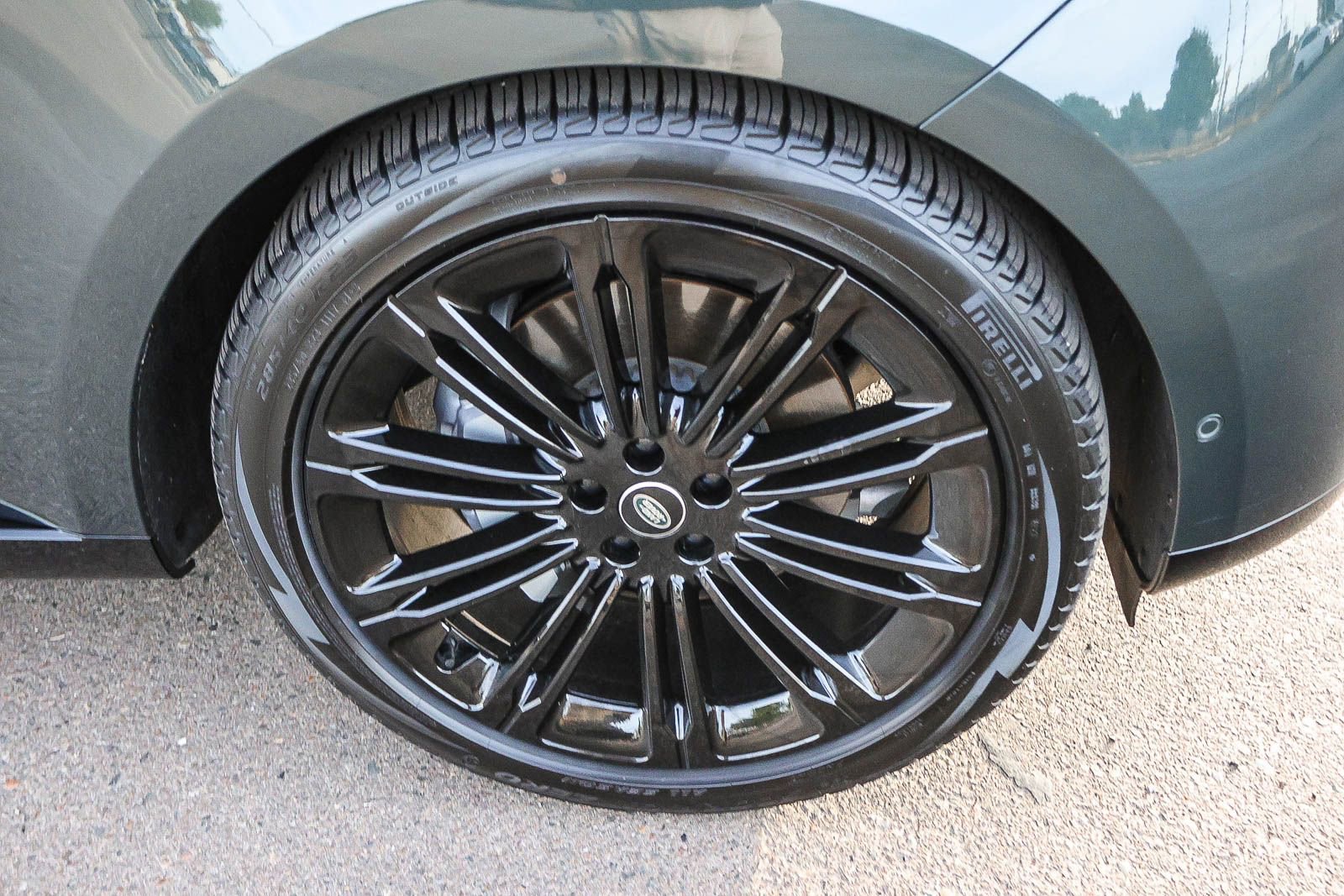 Certified 2024 Land Rover Range Rover SE AWD/4WD image 14