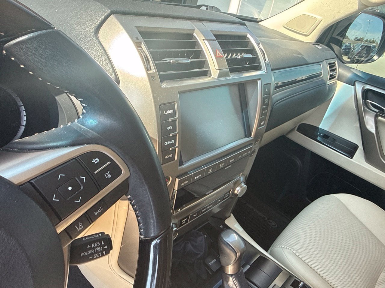 Used 2020 Lexus GX 460 Premium AWD/4WD image 9
