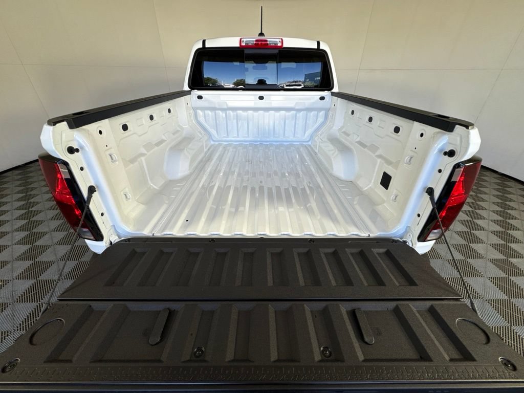 New 2026 Chevrolet Colorado W/T w/ WT Custom Package AWD/4WD image 31