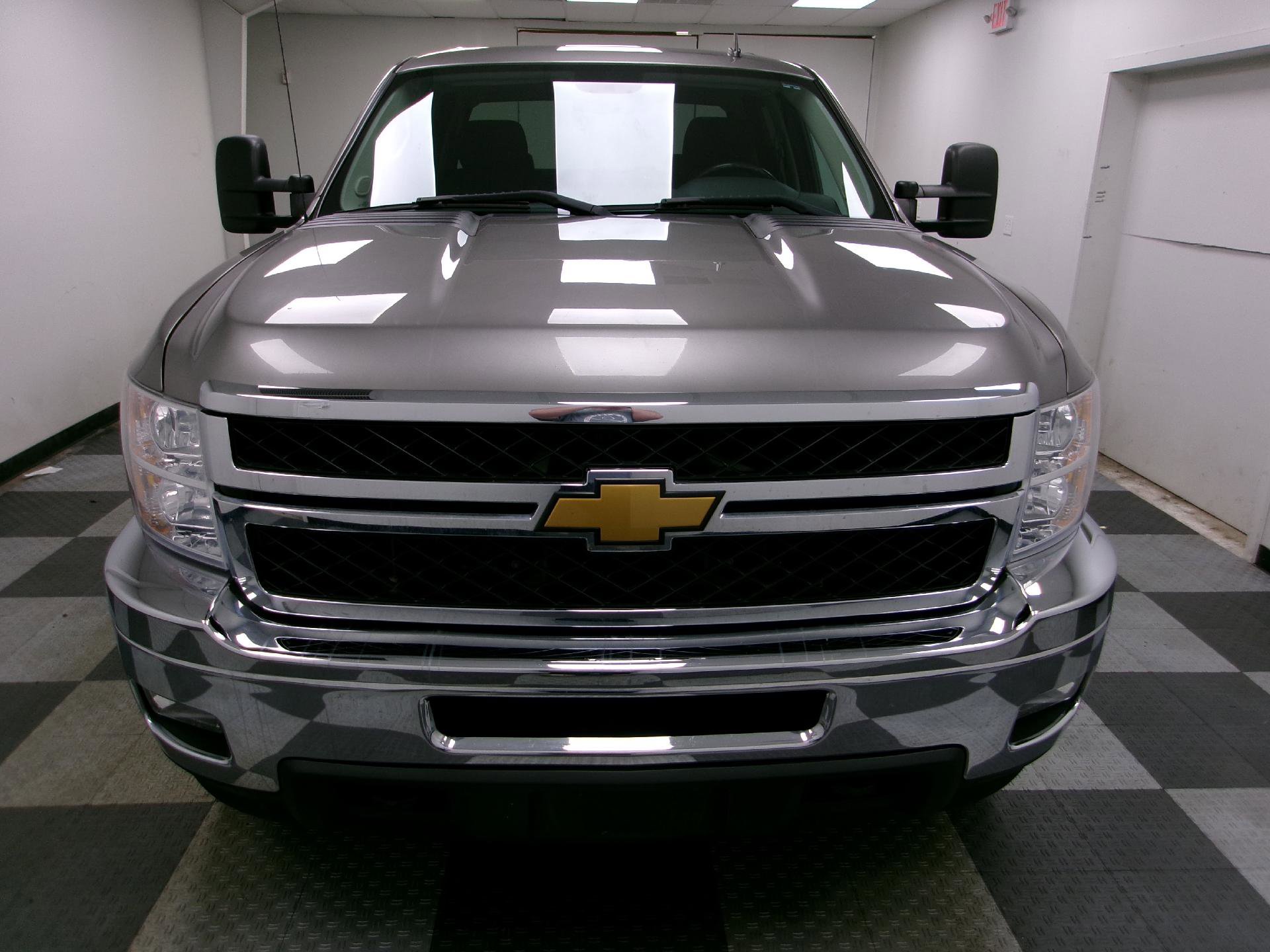 Used 2014 Chevrolet Silverado 2500 LT w/ Interior Plus Package AWD/4WD image 15