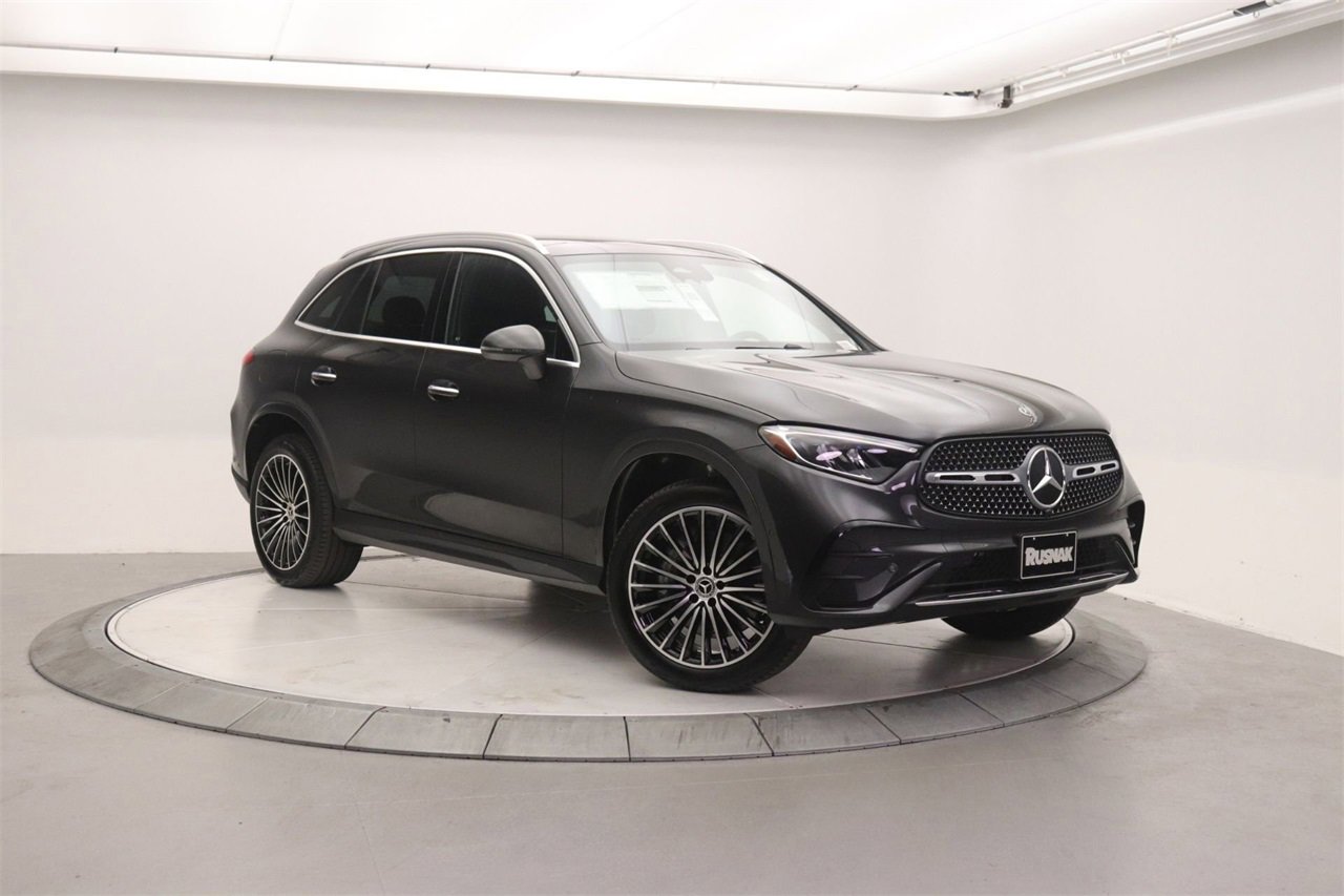 New 2026 Mercedes-Benz GLC 300 image 1