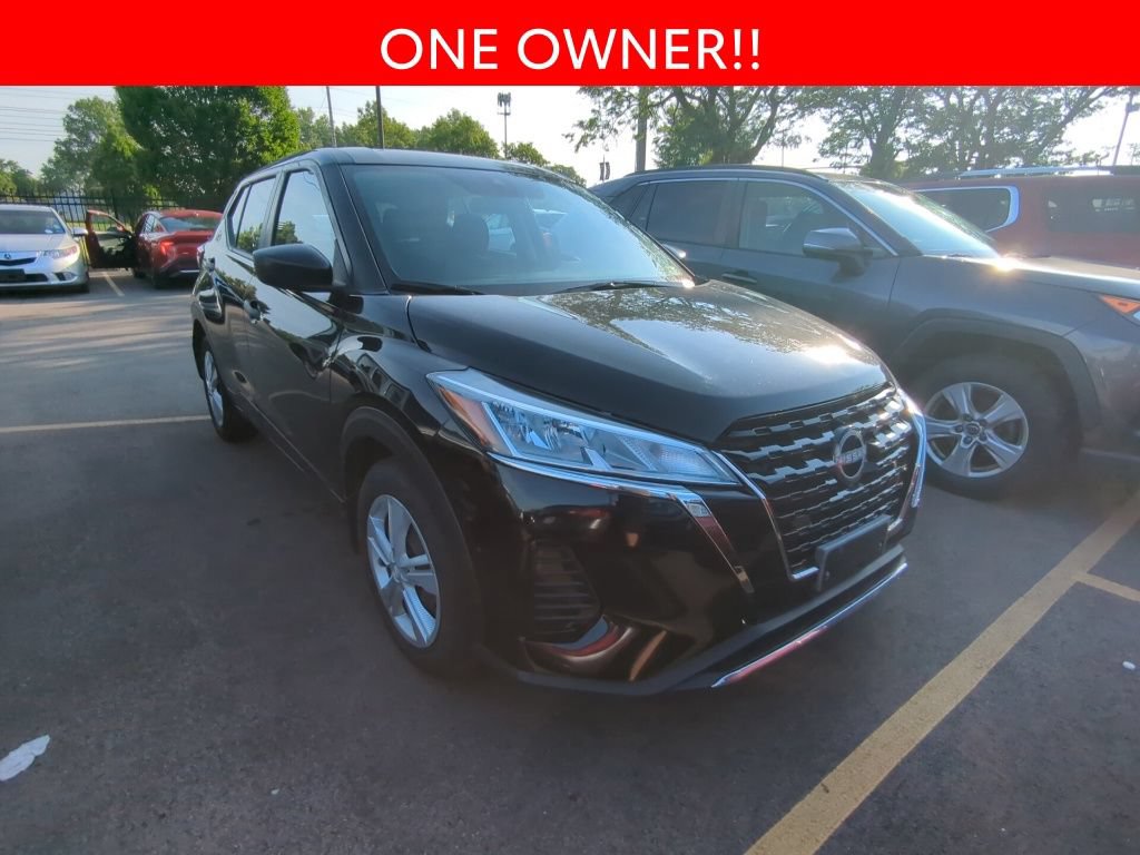 Used 2024 Nissan Kicks S FWD image 3