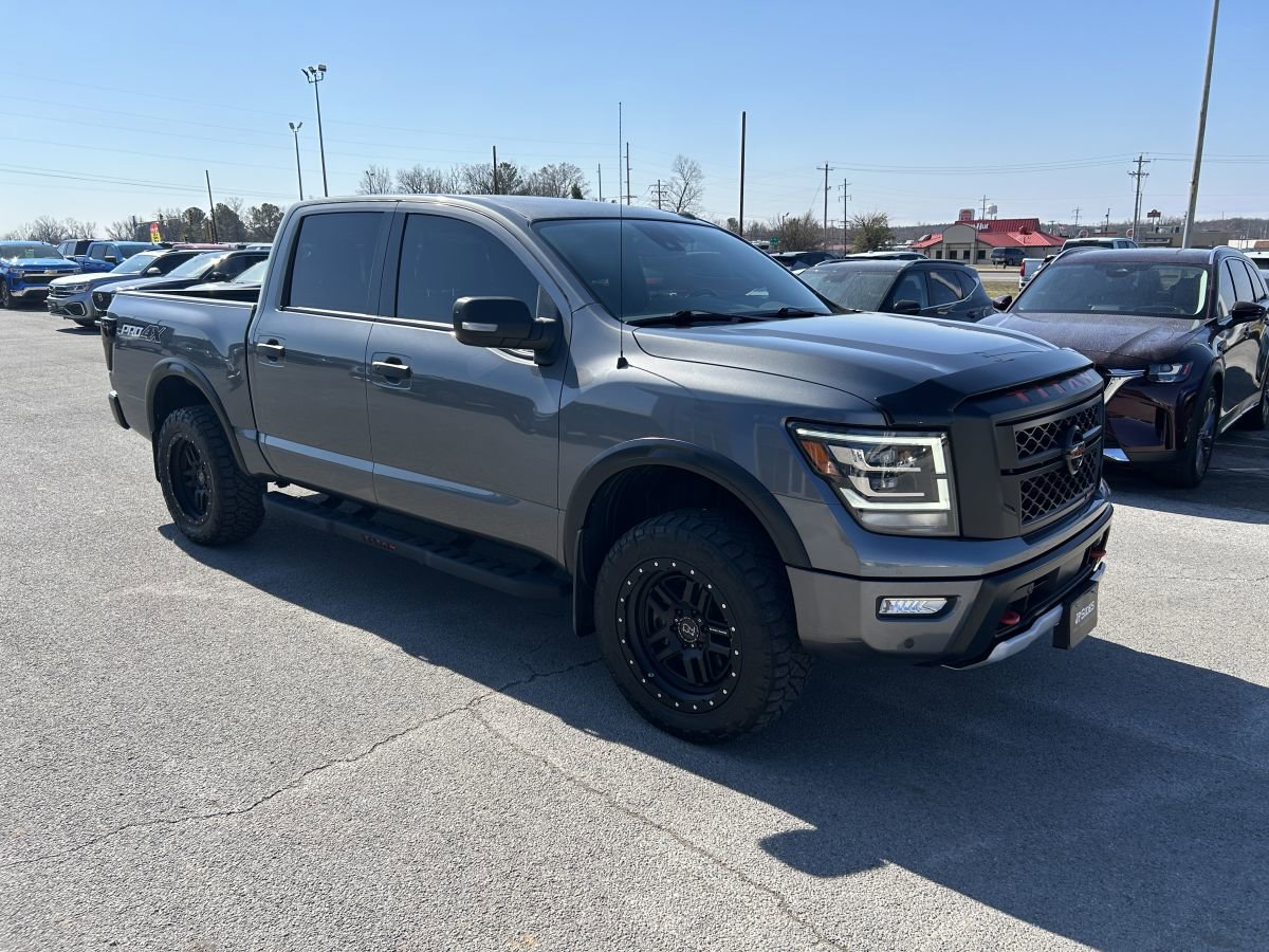 Used 2021 Nissan Titan PRO-4X w/ Pro-4x Convenience Package image 2