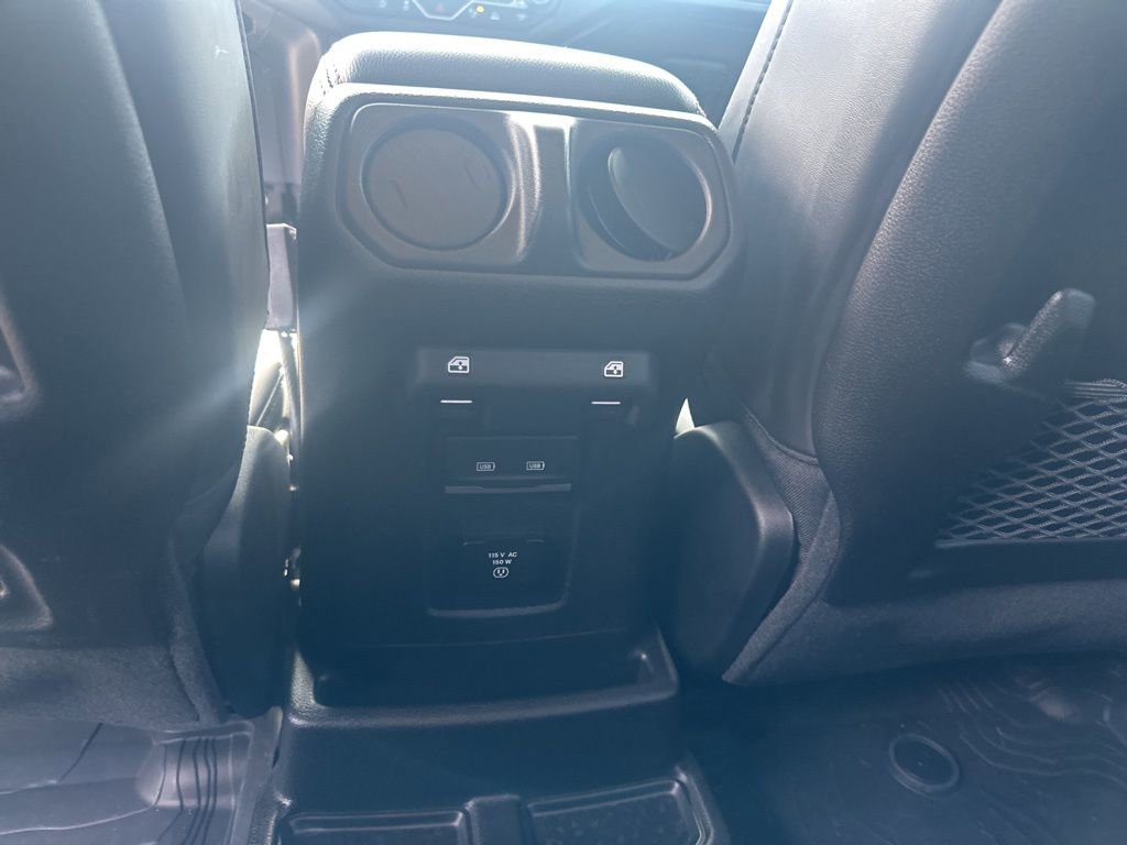 Used 2024 Jeep Wrangler Unlimited Rubicon image 26