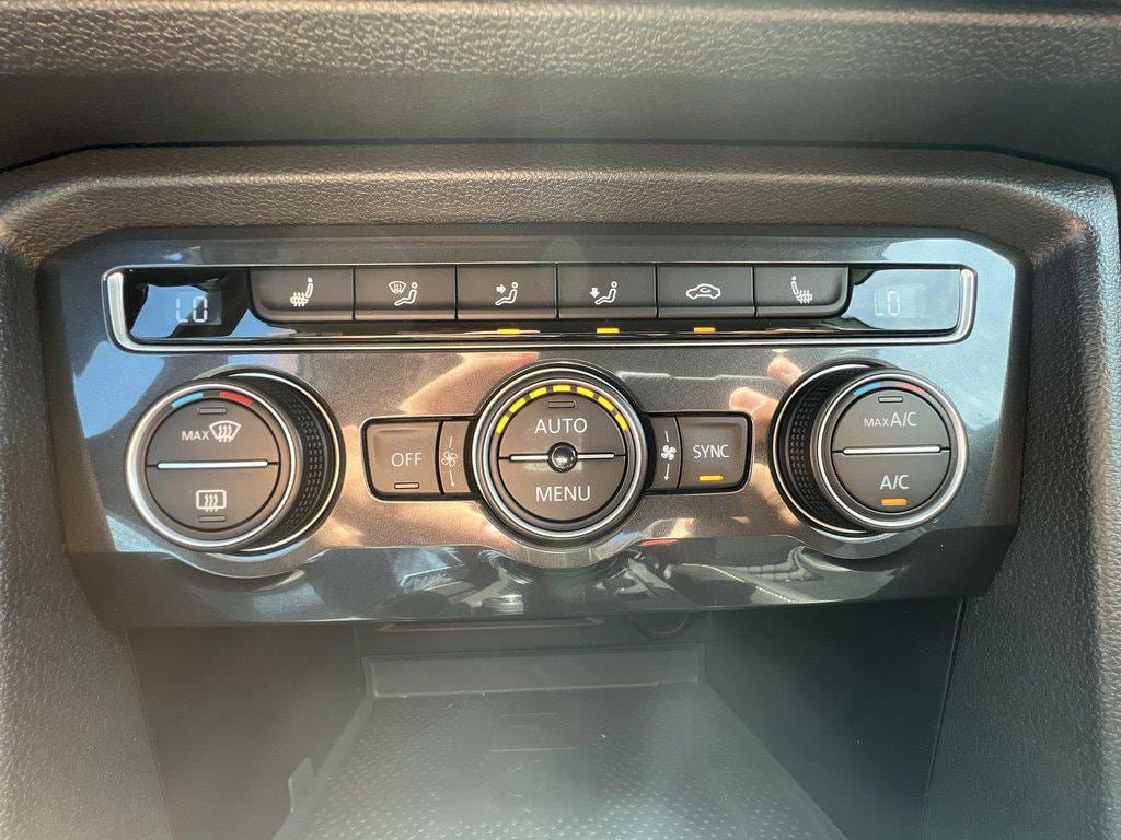 Certified 2021 Volkswagen Tiguan SE AWD/4WD image 18