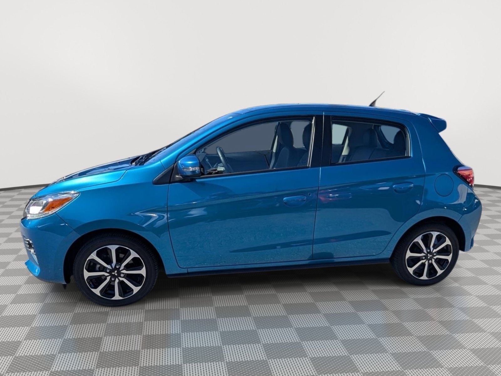 Used 2024 Mitsubishi Mirage Black Edition FWD image 2
