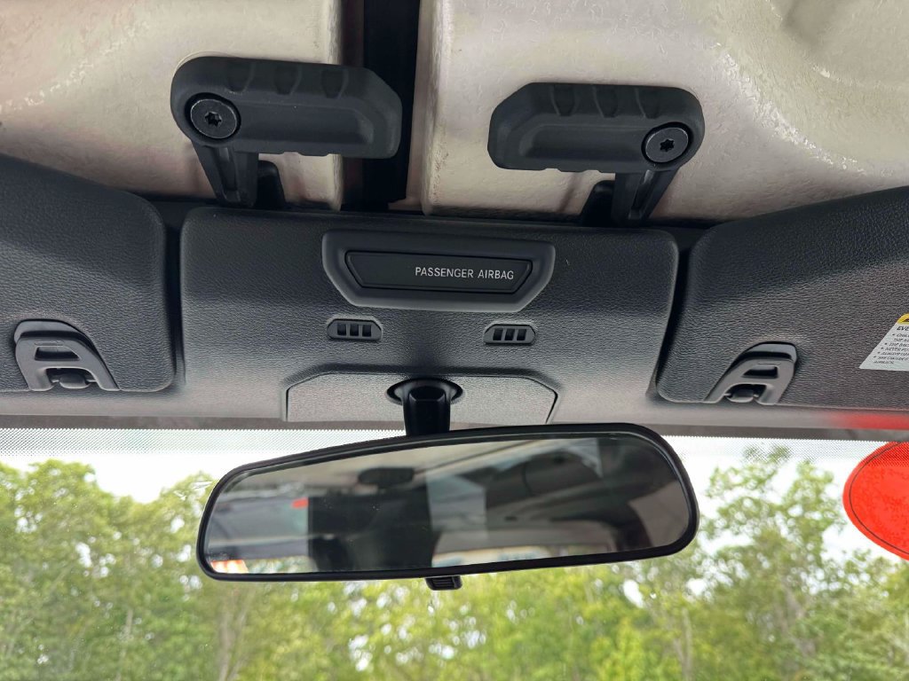 Used 2022 Jeep Wrangler Sport AWD/4WD image 31