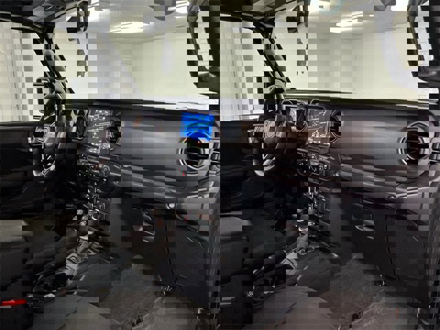 Used 2022 Jeep Gladiator Sport image 29