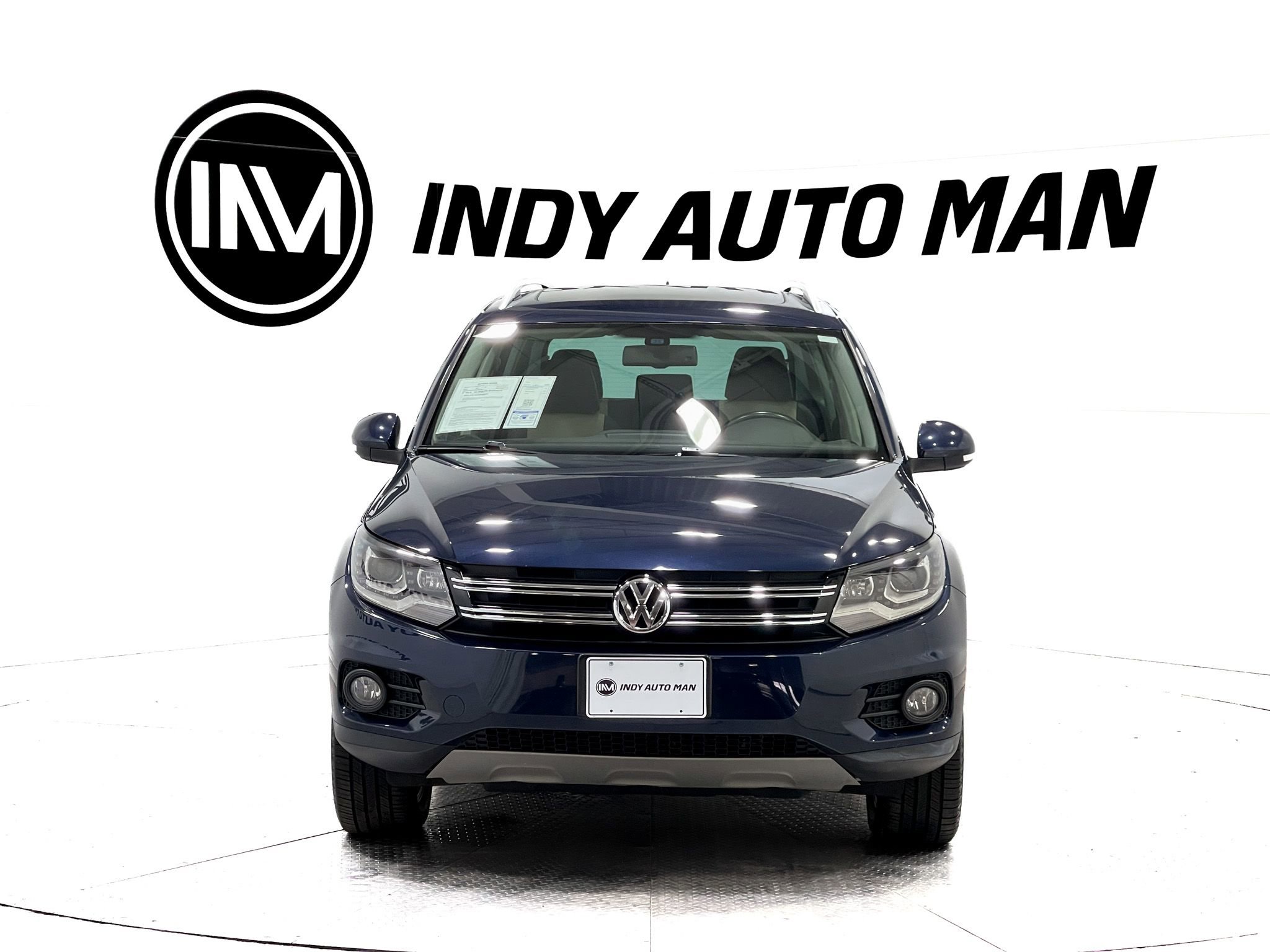 Used 2016 Volkswagen Tiguan SE image 9