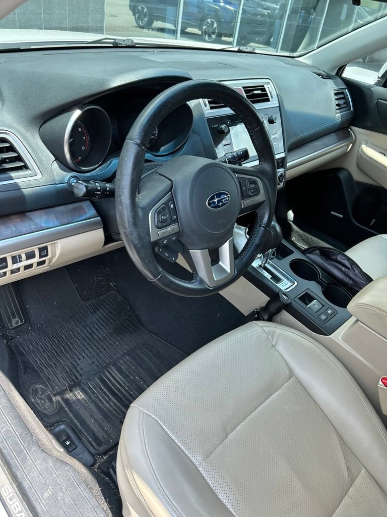 Used 2015 Subaru Outback 2.5i Limited AWD/4WD image 5