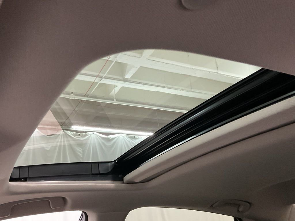 Used 2024 Honda Accord EX image 19