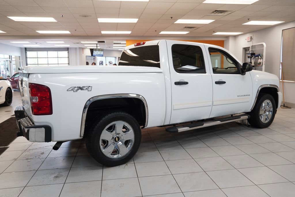 Used 2011 Chevrolet Silverado 1500 LT w/ All-Star Edition AWD/4WD image 10