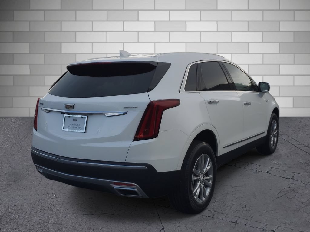 Certified 2023 Cadillac XT5 Premium Luxury w/ LPO, Premium Carpet Package FWD image 5