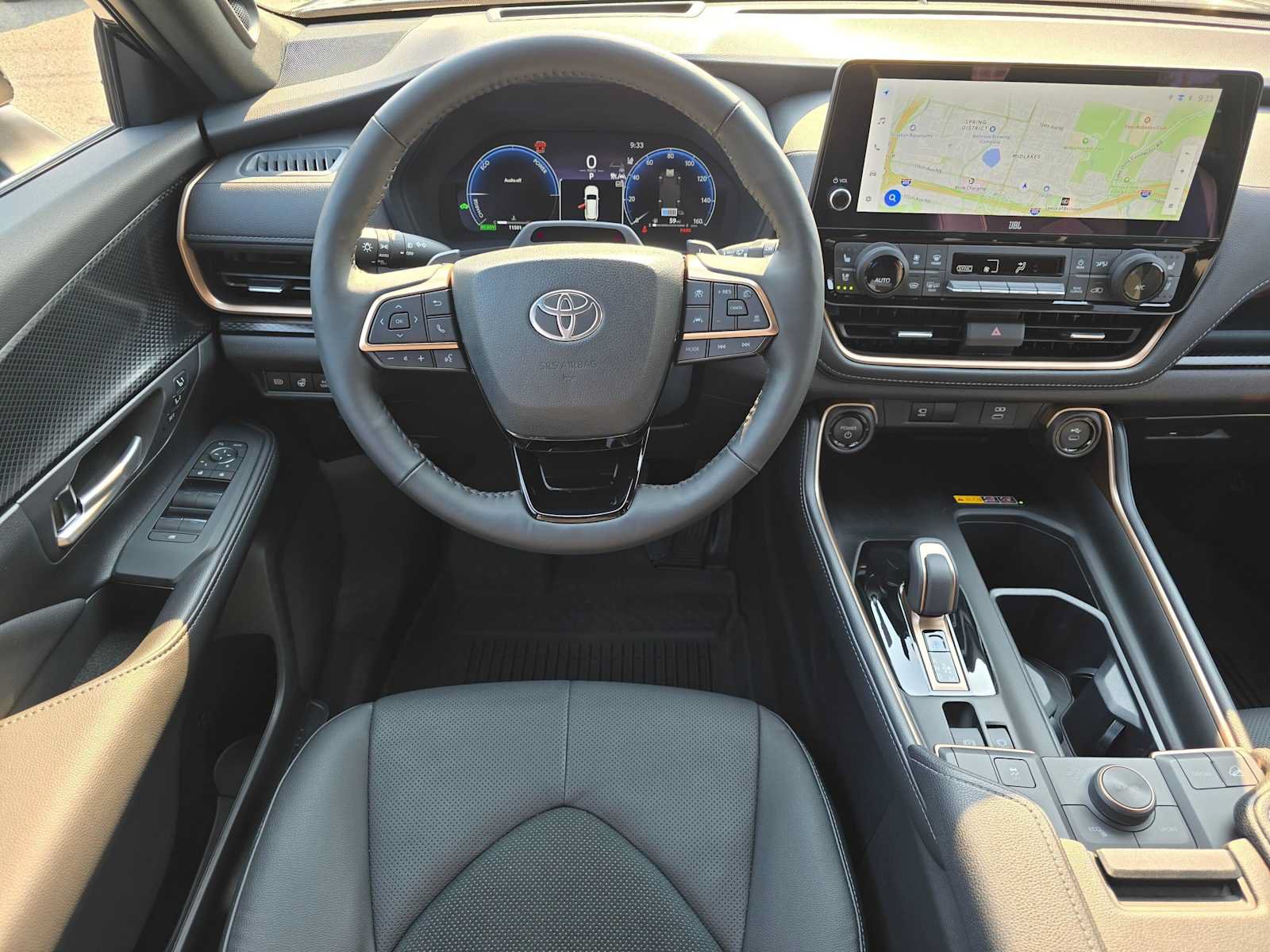 Used 2025 Toyota Grand Highlander AWD Hybrid image 18