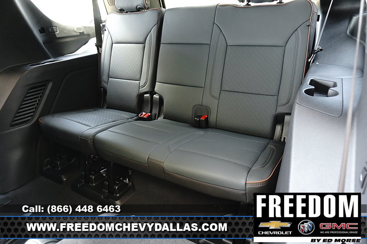 New 2026 GMC Yukon AT4 w/ AT4 Premium Plus Package AWD/4WD image 14