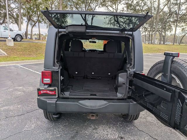 Used 2012 Jeep Wrangler Unlimited Sport AWD/4WD image 12