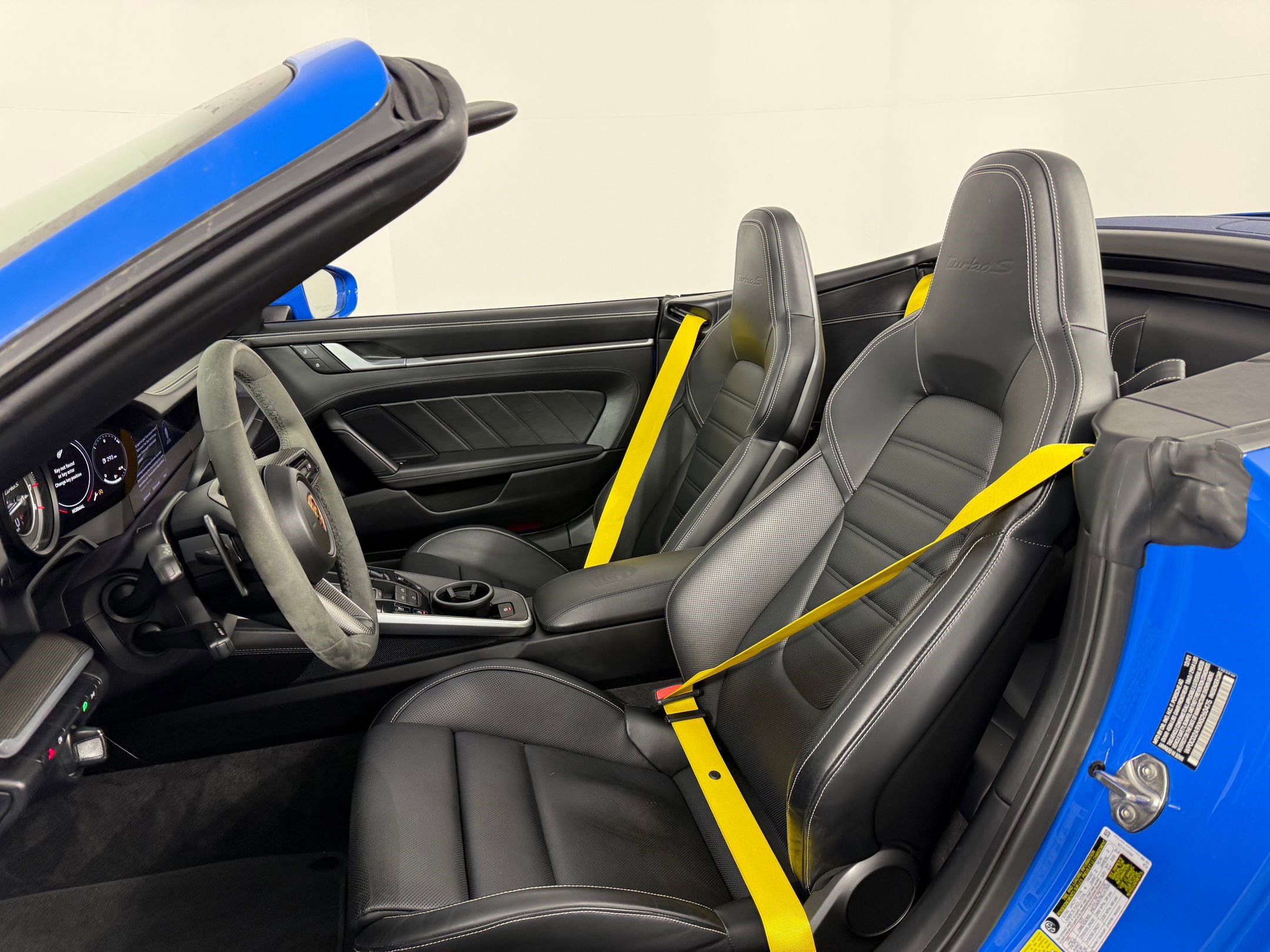 Certified 2022 Porsche 911 Turbo image 5