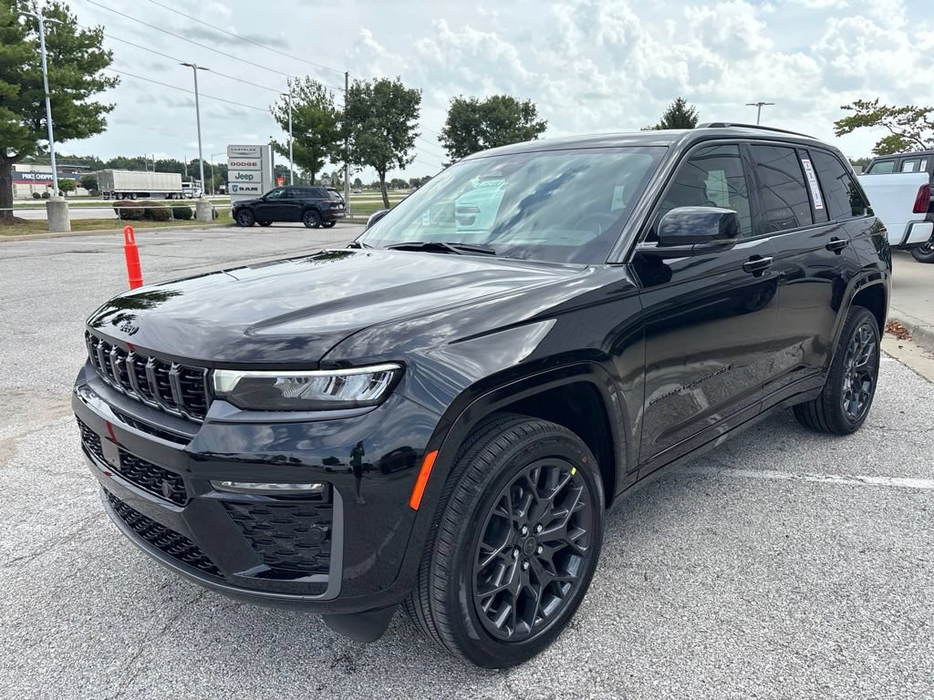New 2027 Jeep Grand Cherokee Summit AWD/4WD image 8