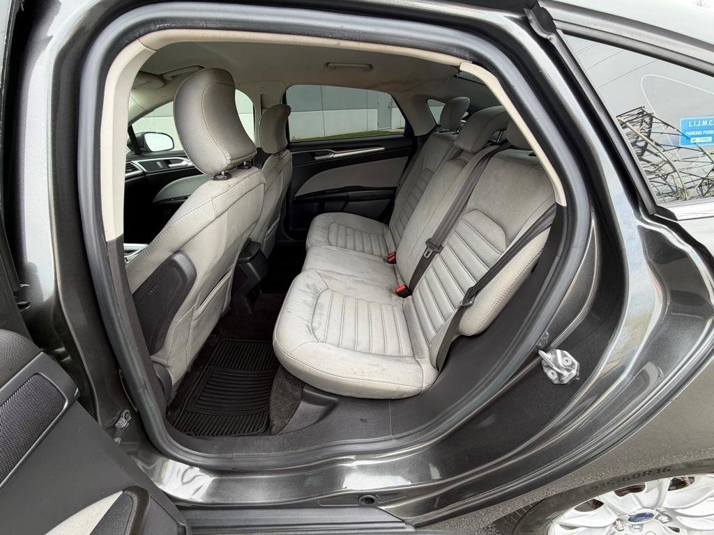 Used 2015 Ford Fusion S FWD image 20