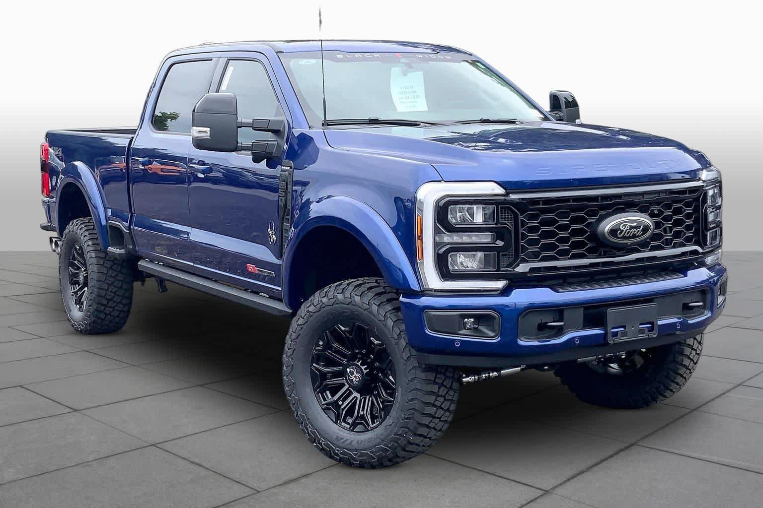New 2026 Ford F250 Lariat w/ Black Appearance Package AWD/4WD image 2