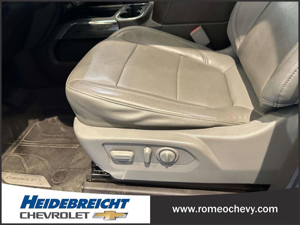 Used 2020 Chevrolet Silverado 2500 LTZ w/ LTZ Premium Package image 24