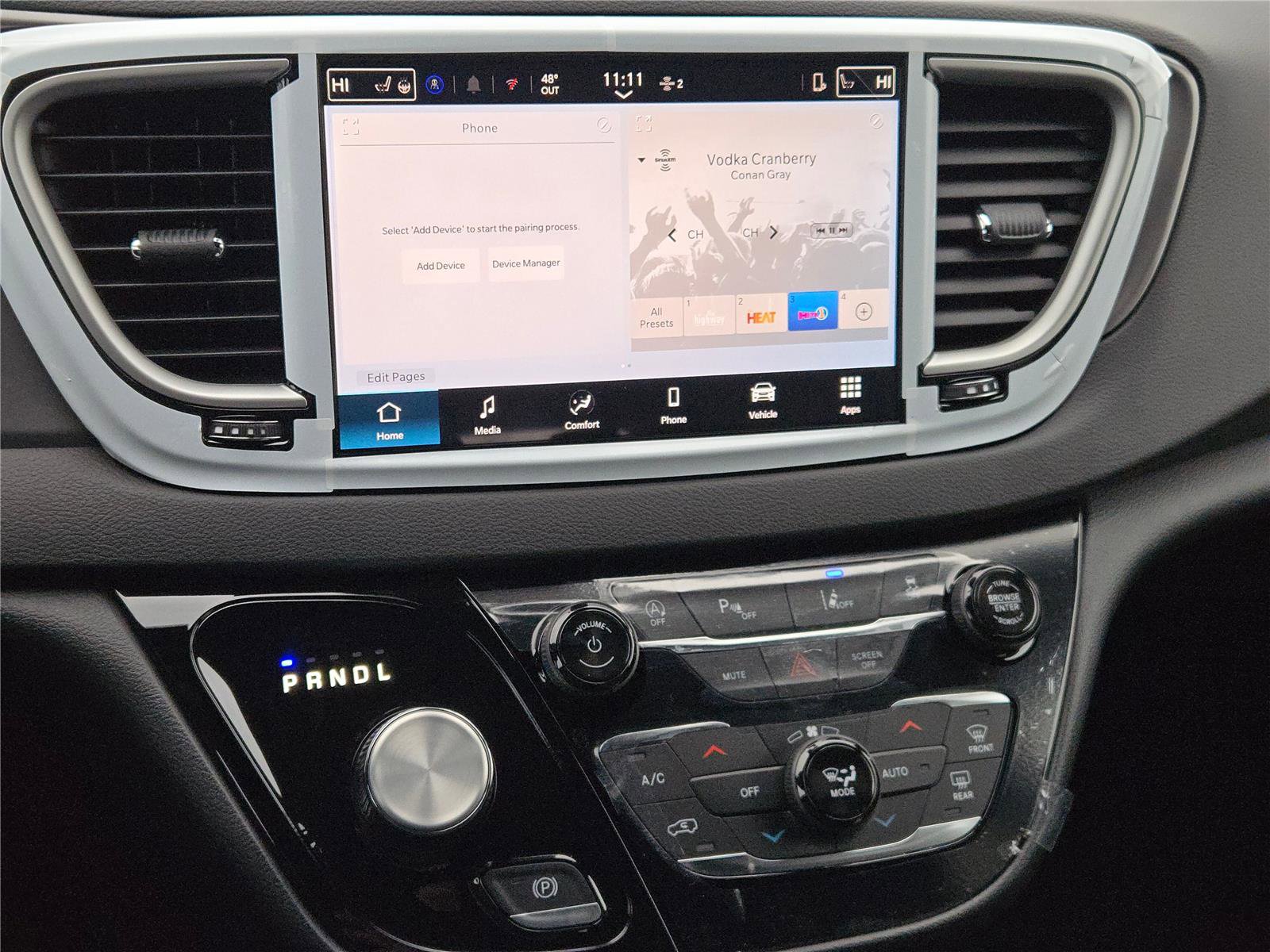 New 2026 Chrysler Voyager LX image 27