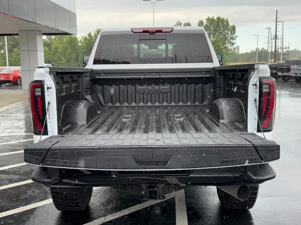 Used 2026 GMC Sierra 2500 AT4X AWD/4WD image 7