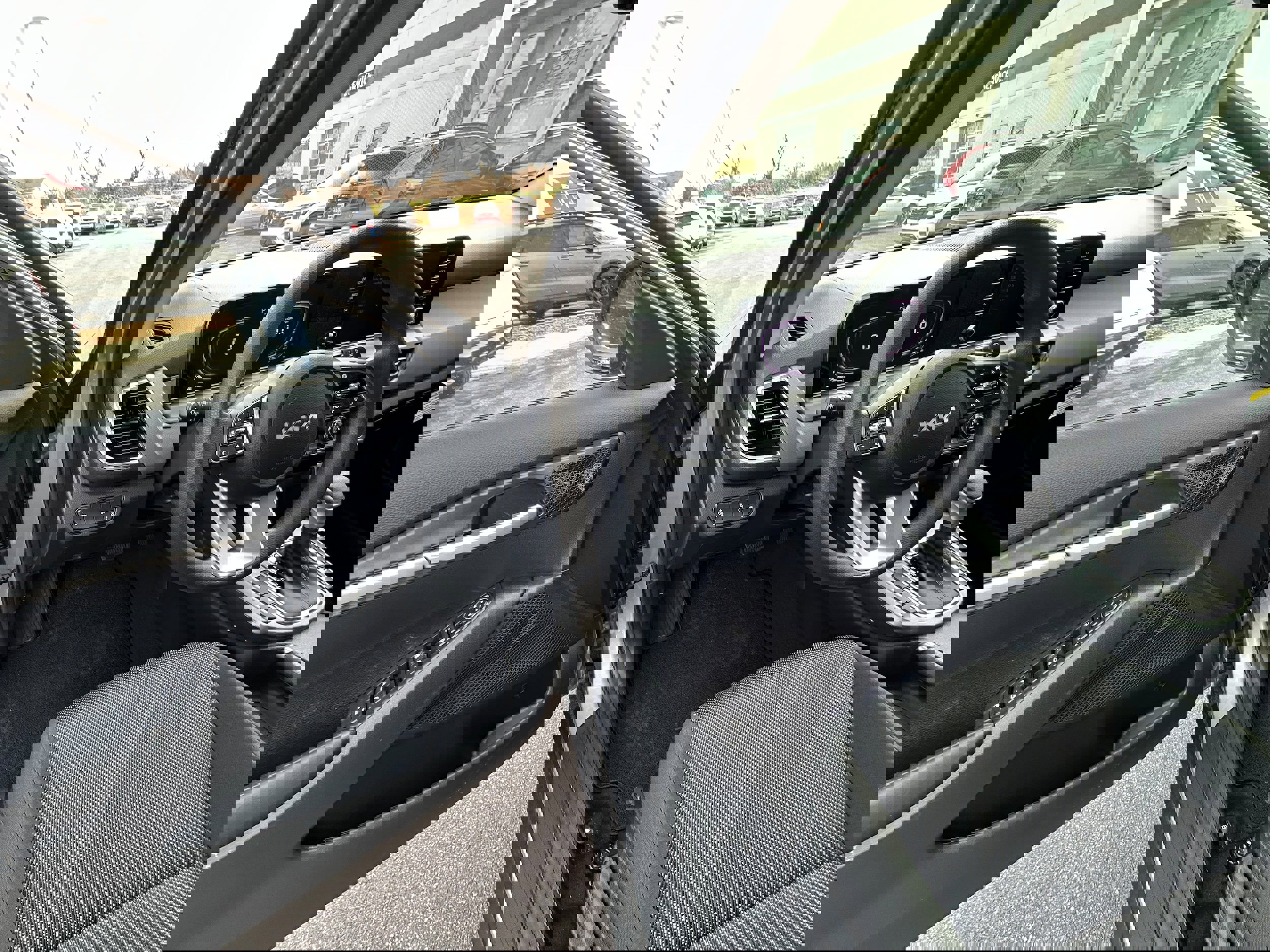 New 2026 Kia Seltos LX image 25