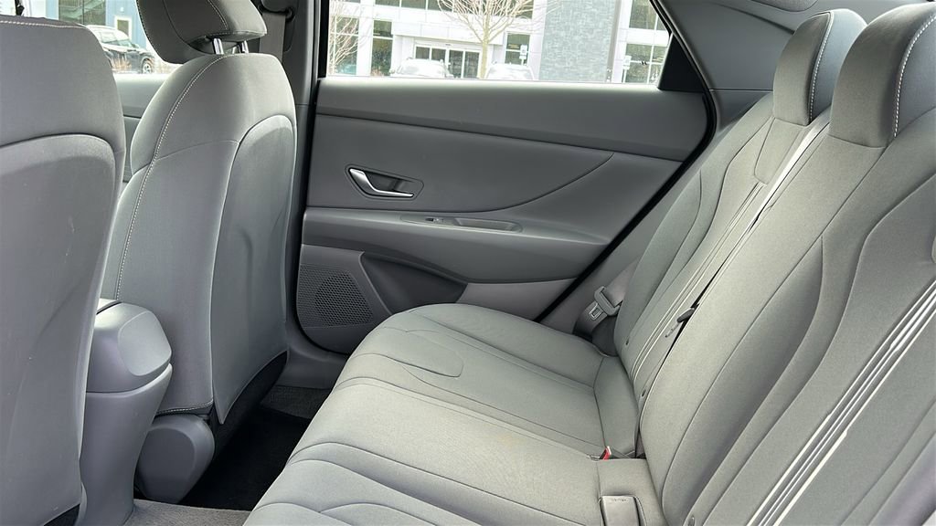 Used 2023 Hyundai Elantra SEL image 23