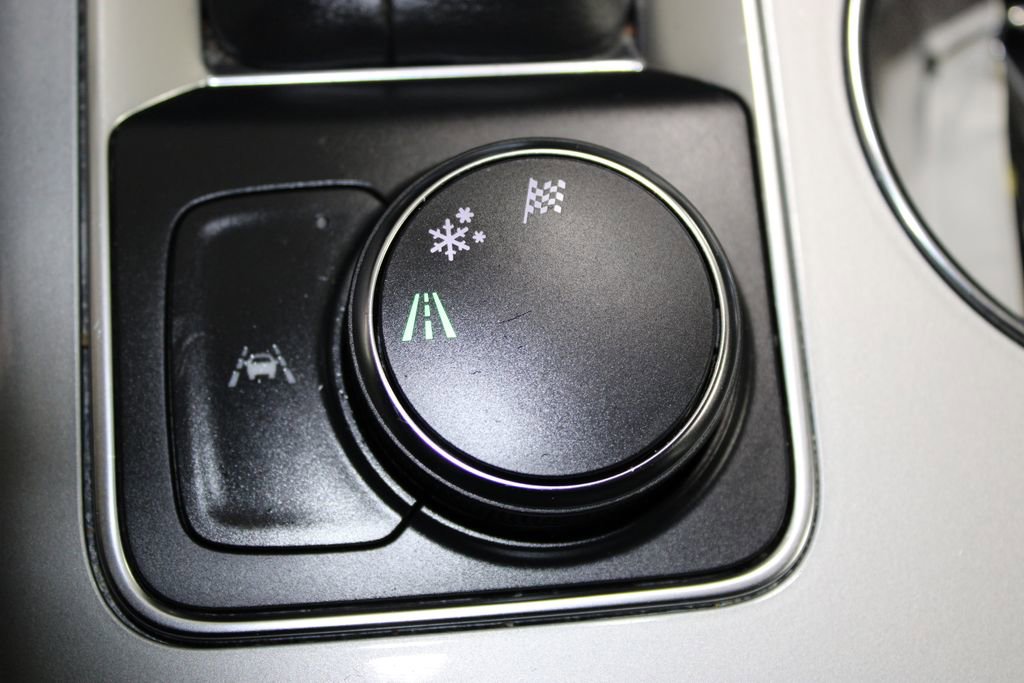 Used 2025 Chevrolet Blazer LT image 36