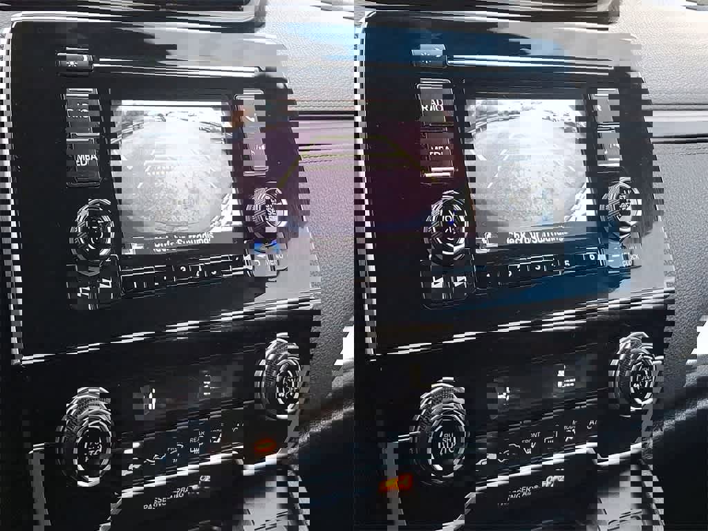 Certified 2018 Honda CR-V LX image 15