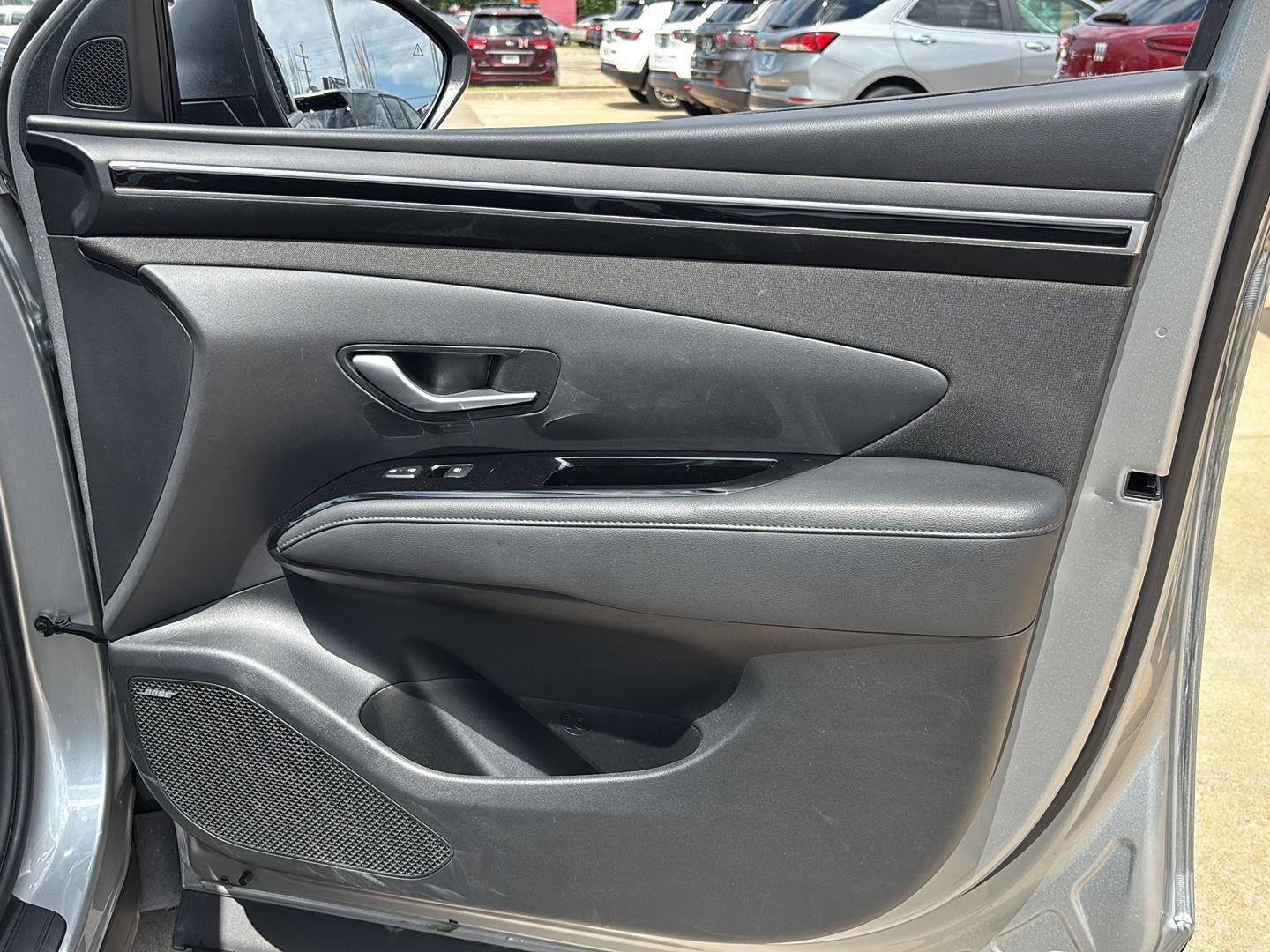 Used 2023 Hyundai Tucson Limited w/ Cargo Package AWD/4WD image 24