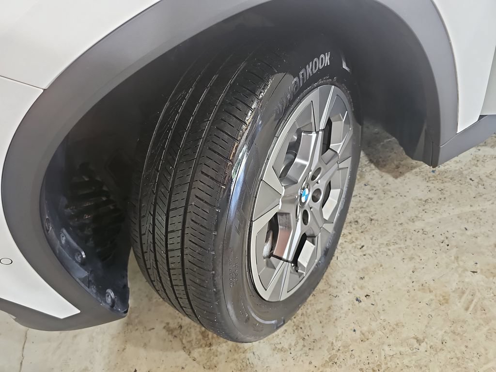 Used 2023 BMW X1 xDrive28i AWD/4WD image 32