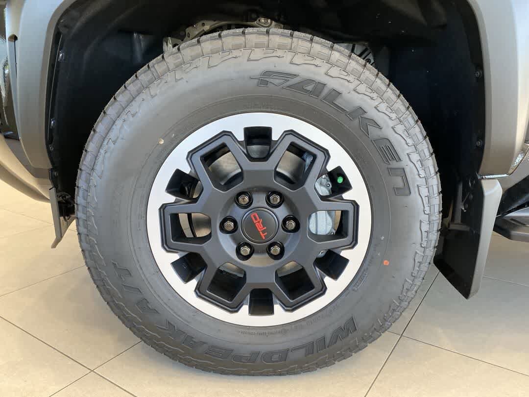 New 2026 Toyota 4Runner TRD Off-Road Premium AWD/4WD image 13