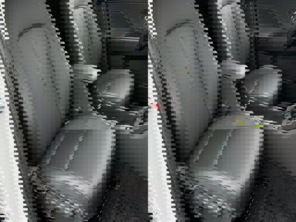 Certified 2026 Hyundai Kona SEL Premium image 23