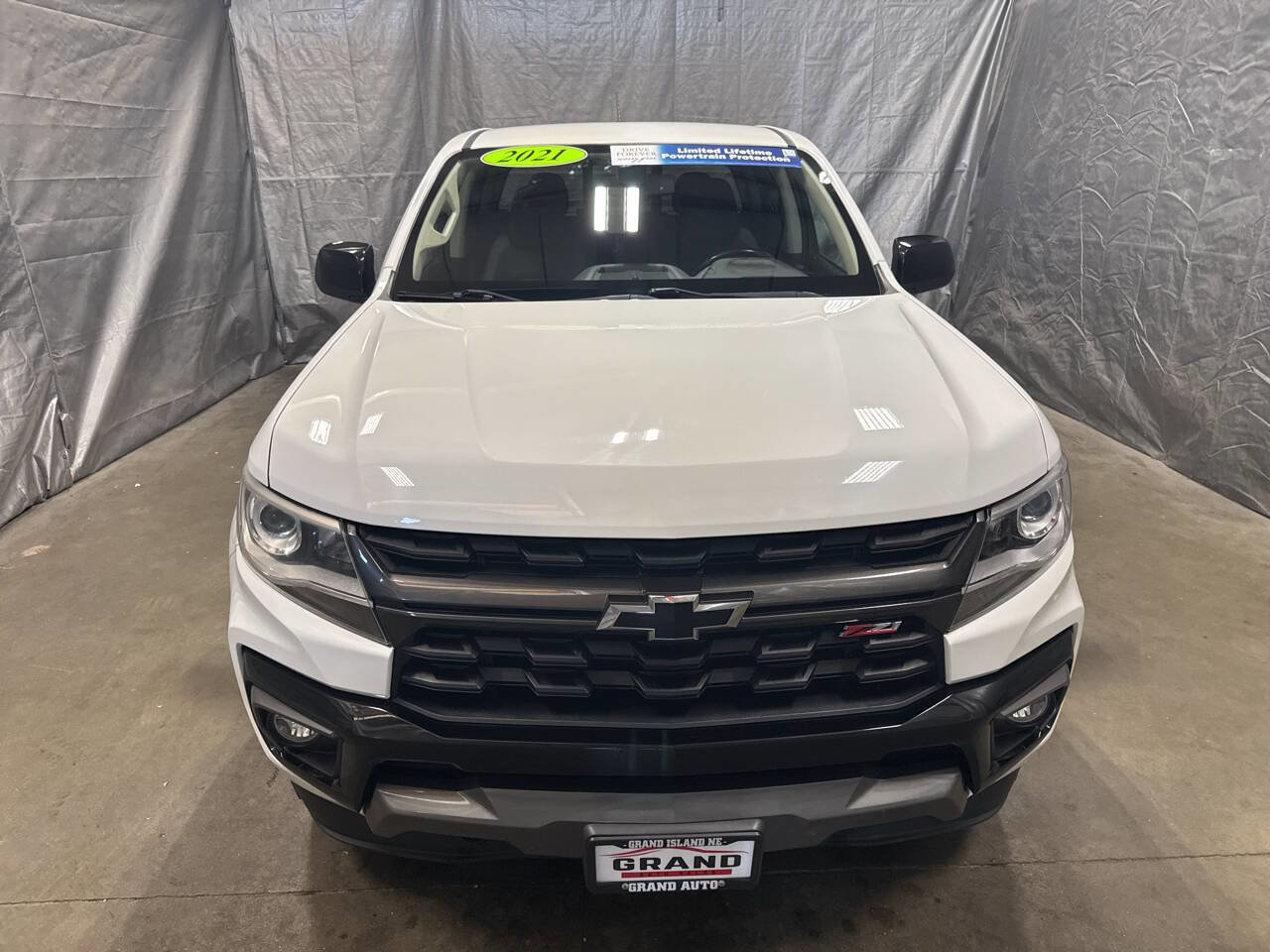 Used 2021 Chevrolet Colorado Z71 AWD/4WD image 3